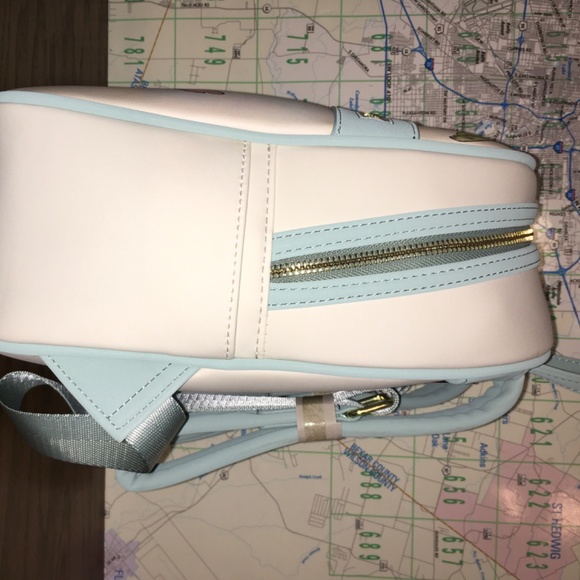 Loungefly stitch backpack main image 4